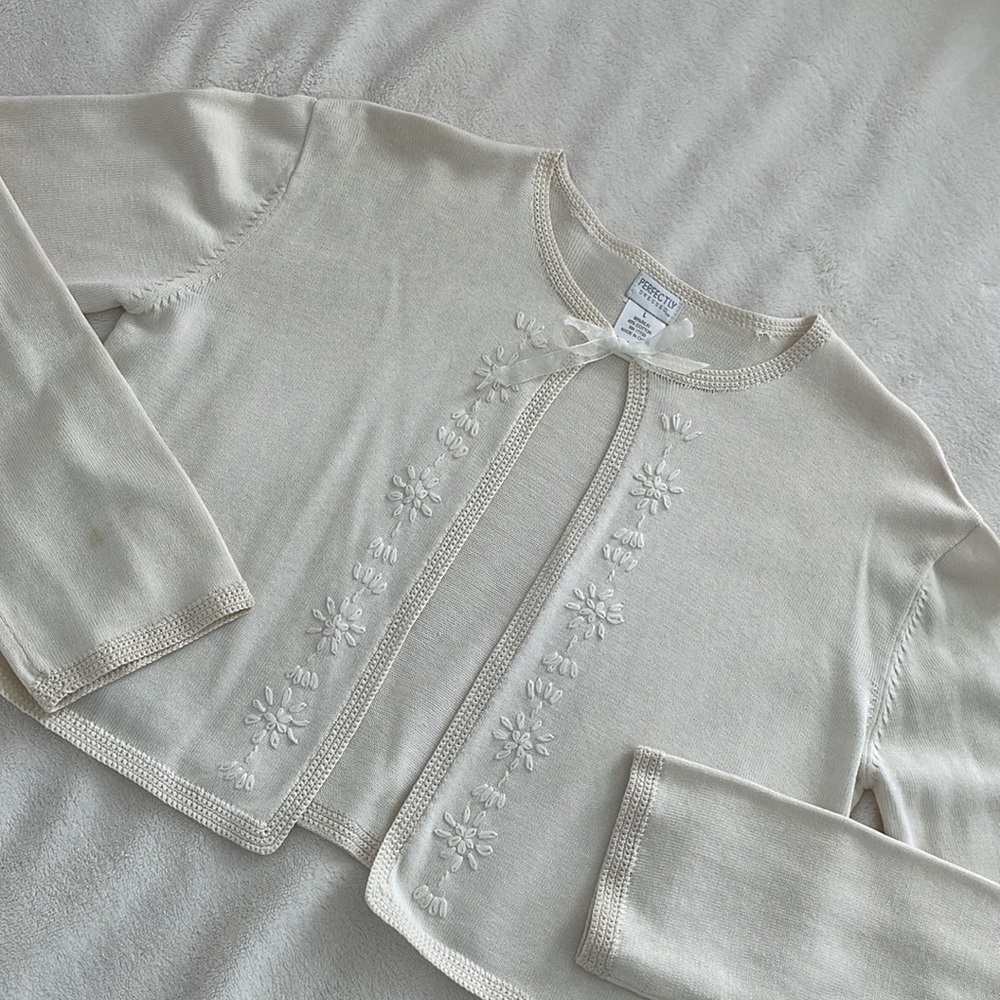 Perfectly Dressed cropped cardigan with embroidery and ribbon tie Girls size L